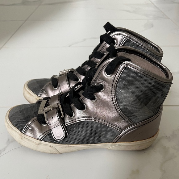 Burberry high tops size 35 - Picture 1 of 3